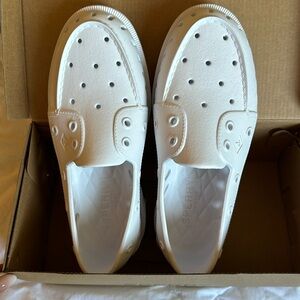 Sperry Women’s Float Boat Shoes